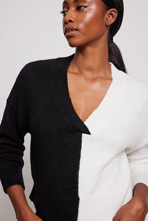 Black/White V-necked Knitted Block Colour Sweater