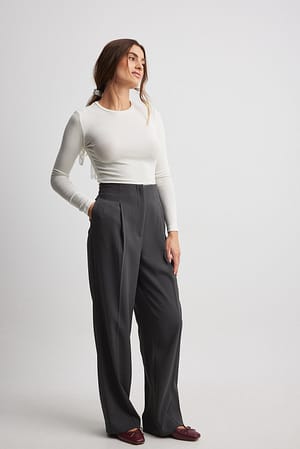Wide High Waist Suit Pants Without Waist Band Outfit