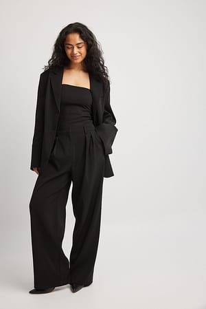Black Leveälahkeiset puvun housut korkealla vyötäröllä