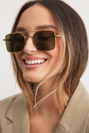 Green Recycelte Wide Wire Frame Sonnenbrille
