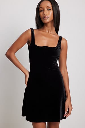 Black Wire Detail Neckdrop Velvet Mini Dress
