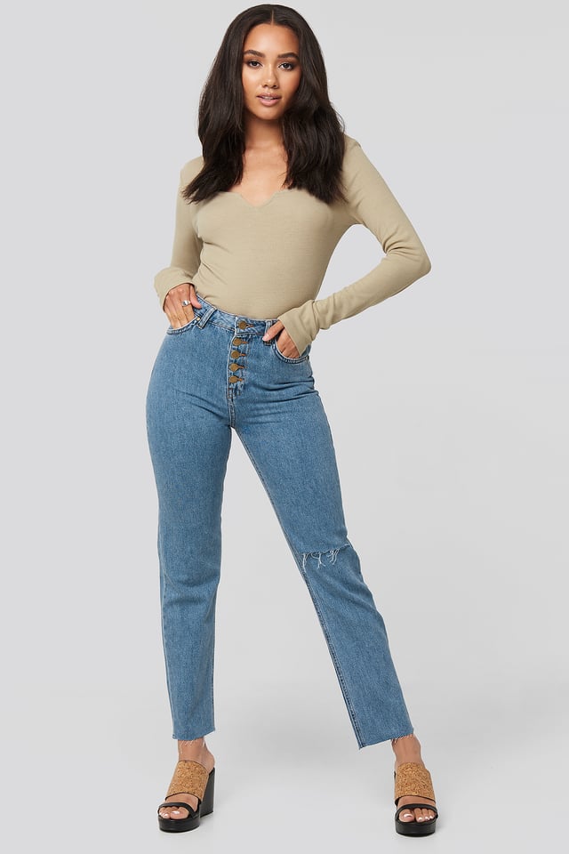 Miki Raw Hem Jeans Light Blue Wash
