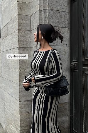 Beige/Black Stripe Wide Sleeve Knitted Maxi Dress
