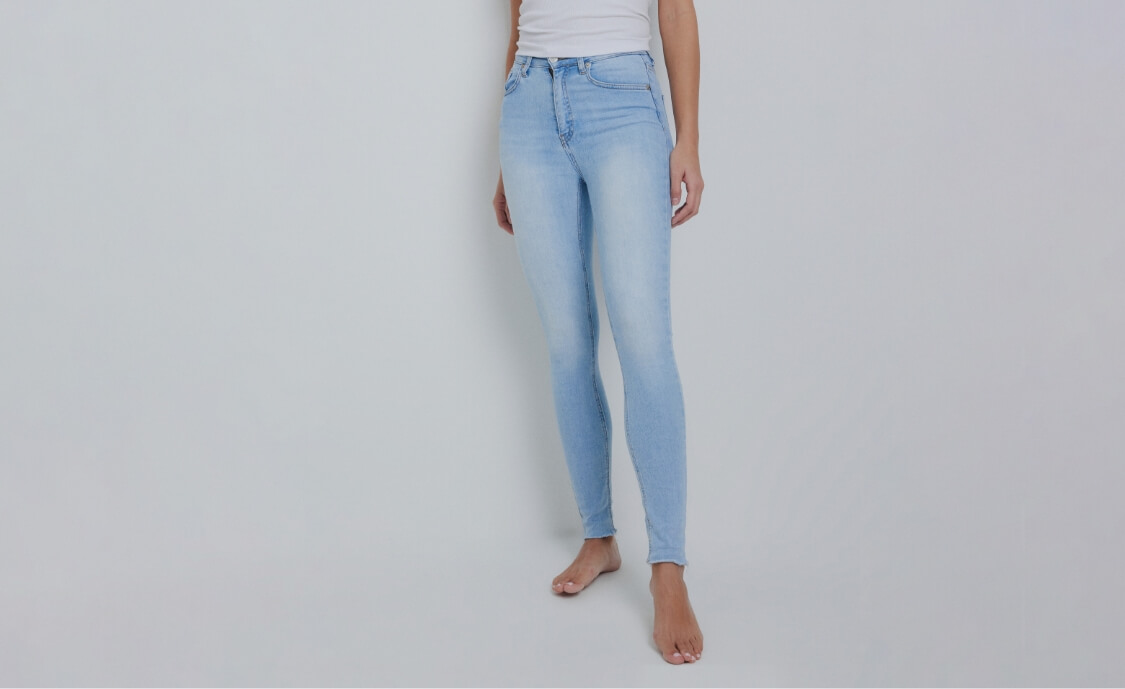 Mode Spijkerbroeken Jeans met rechte pijpen Mango Jeans Jeans met rechte pijpen lichtgrijs casual uitstraling 