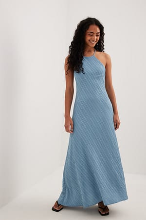 Blue Midi-jurk met halternekstructuur en open rug