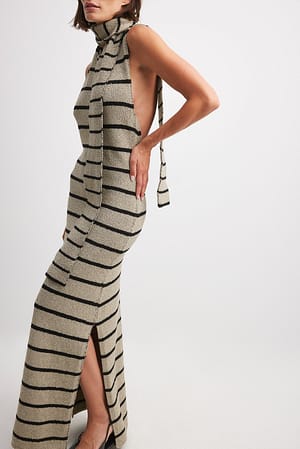 Stripe Gestricktes Maxi-Schal-Kleid