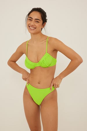 Lime Slip bikini basici in materiale riciclato