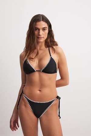 Black/White Slip bikini con impunture