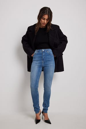 Mid Blue Skinny-Jeans mit Stretchanteil und hoher Taille