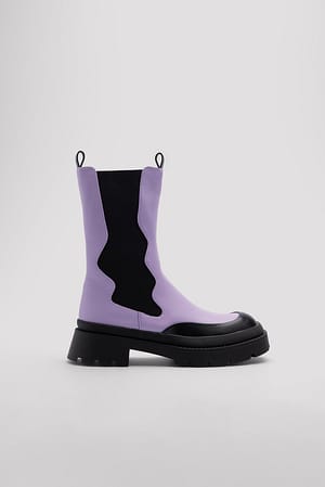 Black/Purple Wellige Stiefel